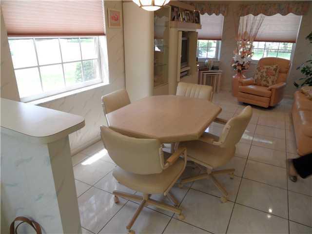 7912 Lake Sands Drive, Delray Beach, FL 33446