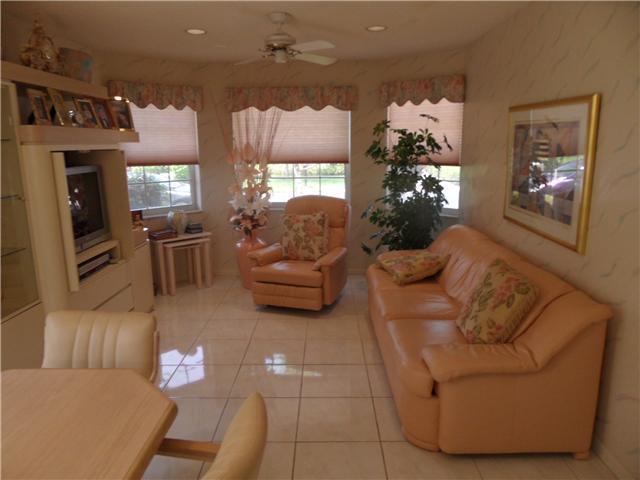 7912 Lake Sands Drive, Delray Beach, FL 33446