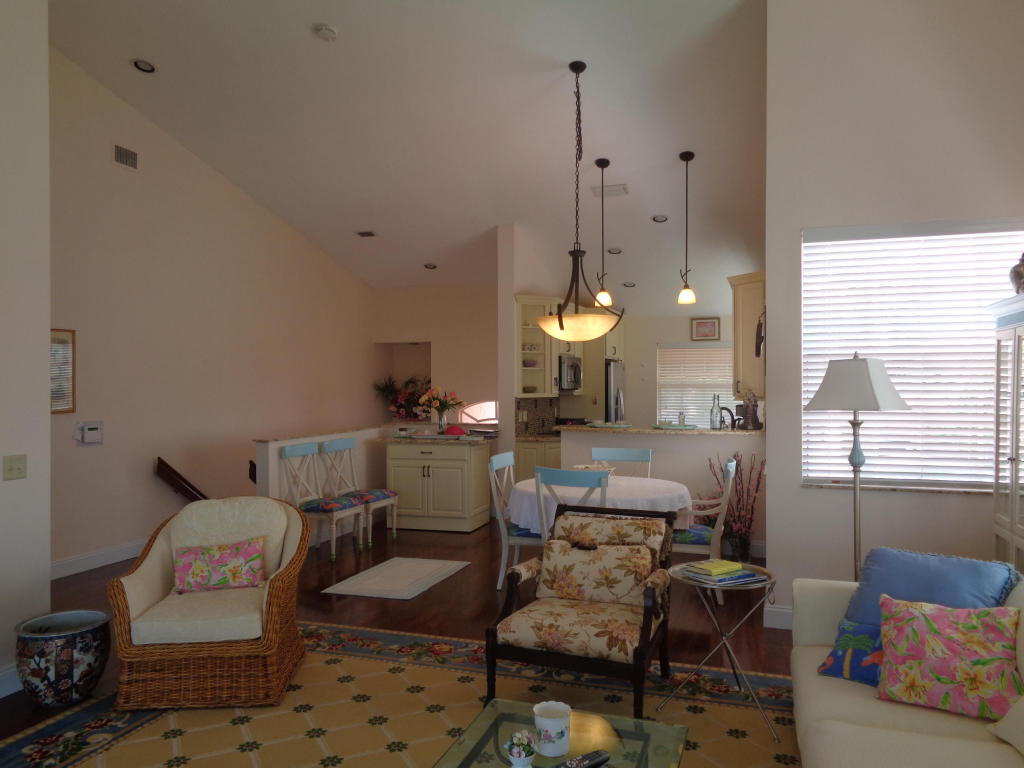 7657 Lexington Club Boulevard, Delray Beach, FL 33446