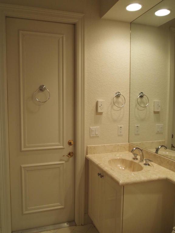 6638 S Bristol Lake S, Delray Beach, FL 33446
