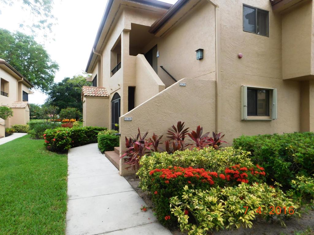 15307 Strathearn Drive, Delray Beach, FL 33446