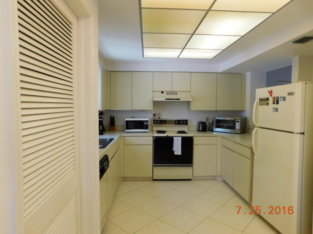 15307 Strathearn Drive, Delray Beach, FL 33446