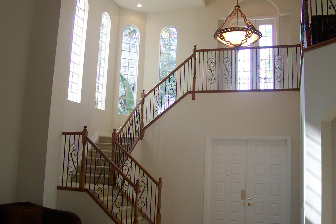 8041 Valhalla Drive, Delray Beach, FL 33446