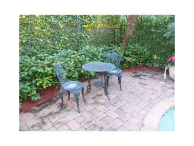 7725 Montecito Place, Delray Beach, FL 33446
