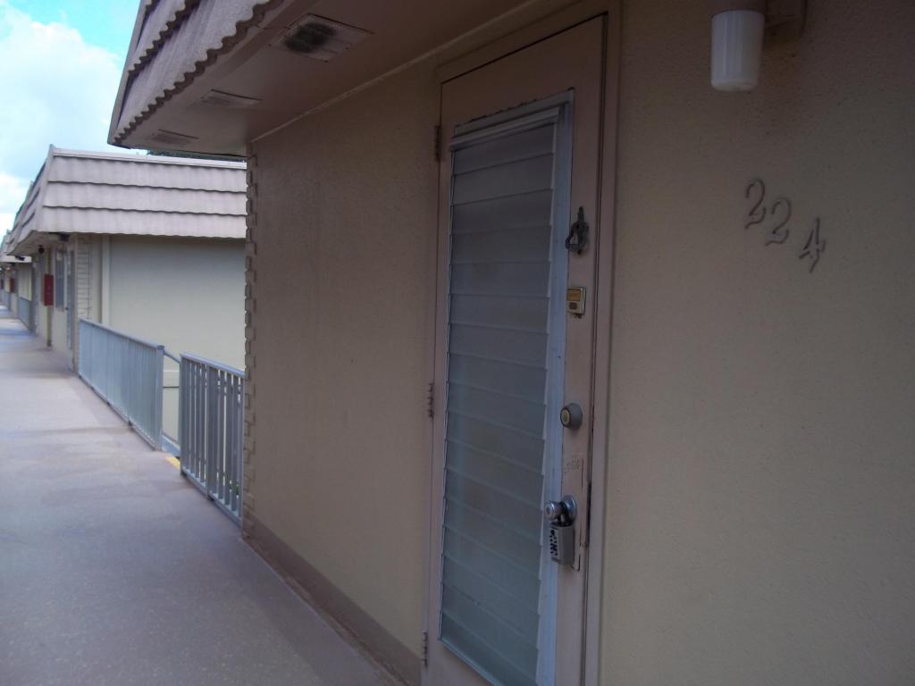 224 Saxony E, Delray Beach, FL 33446