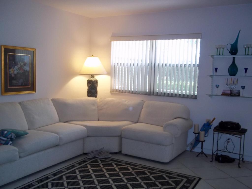 224 Saxony E, Delray Beach, FL 33446