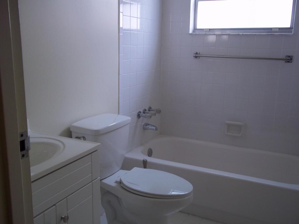 56 Saxony B, Delray Beach, FL 33446