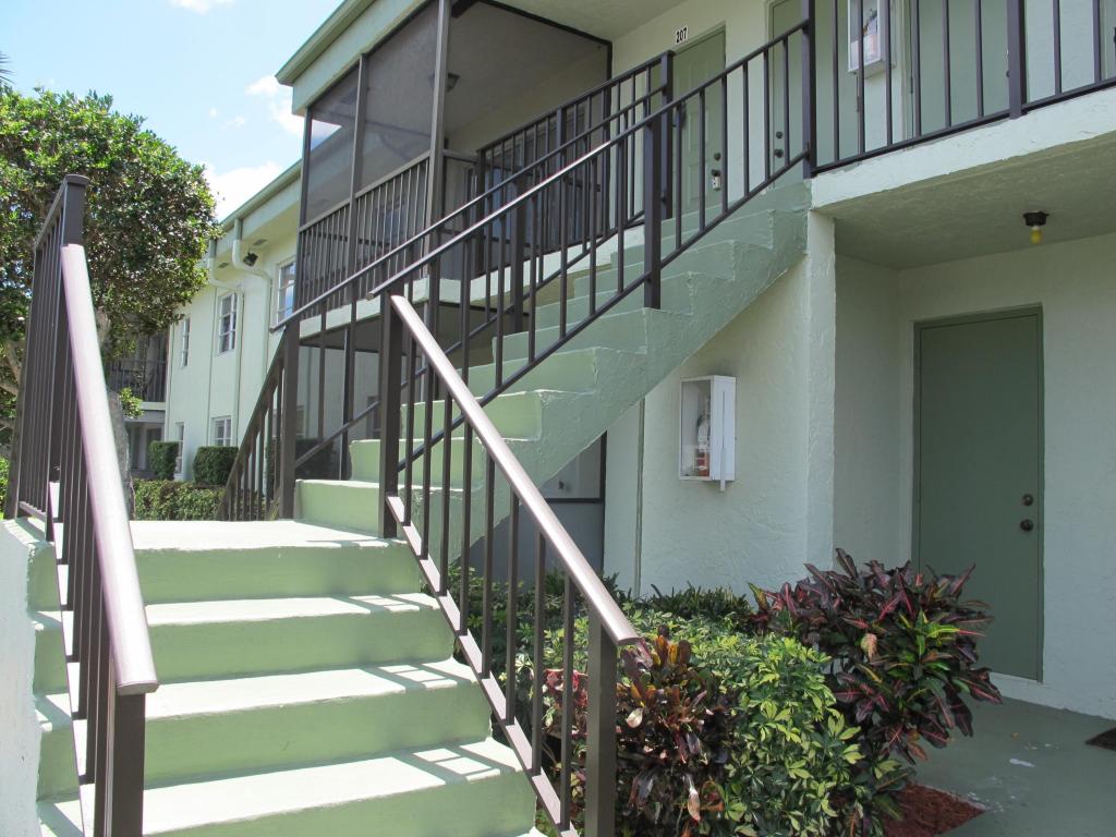 7535 S Oriole Boulevard Unit 208, Delray Beach, FL 33446