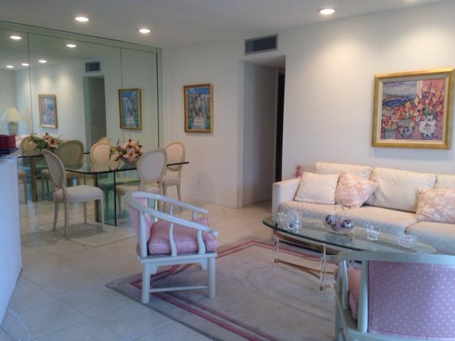 7535 S Oriole Boulevard Unit 208, Delray Beach, FL 33446