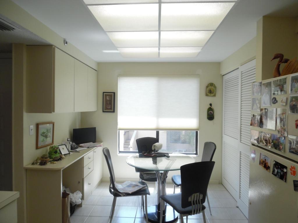 7242 Clunie Place, Delray Beach, FL 33446