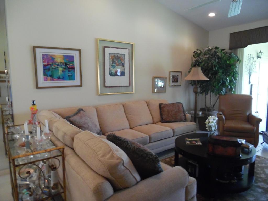 7242 Clunie Place, Delray Beach, FL 33446