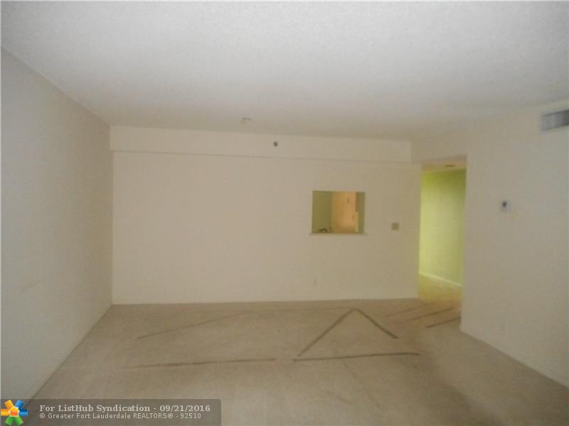 7260 Kinghurst Dr 504, Delray Beach, FL 33446