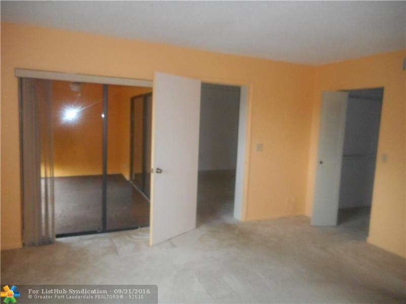 7260 Kinghurst Dr 504, Delray Beach, FL 33446