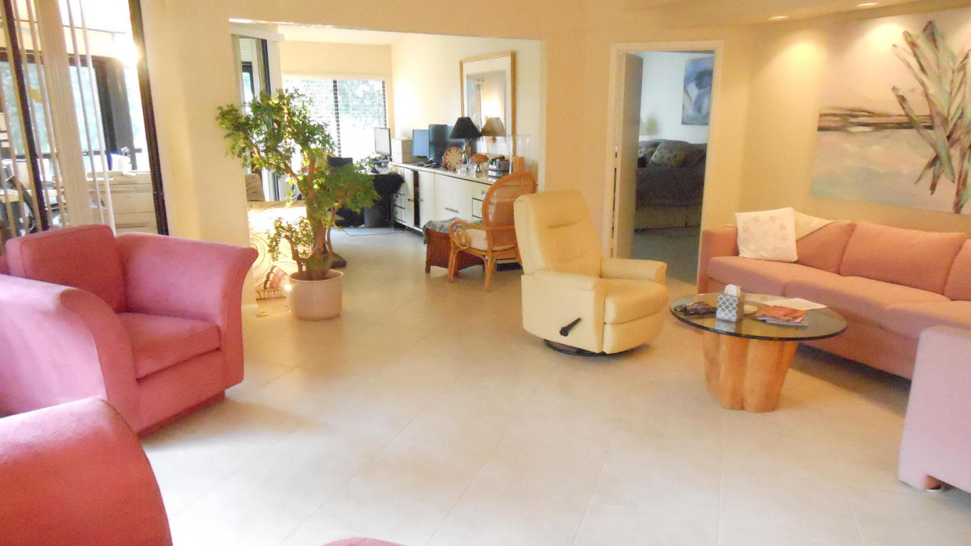 15322 Strathearn Drive, Delray Beach, FL 33446