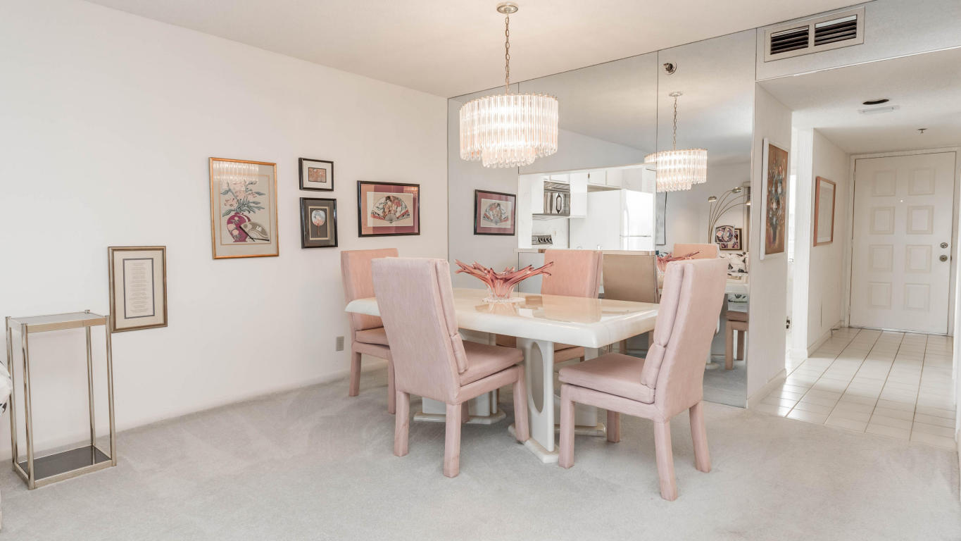 7260 Kinghurst Drive Unit 703, Delray Beach, FL 33446