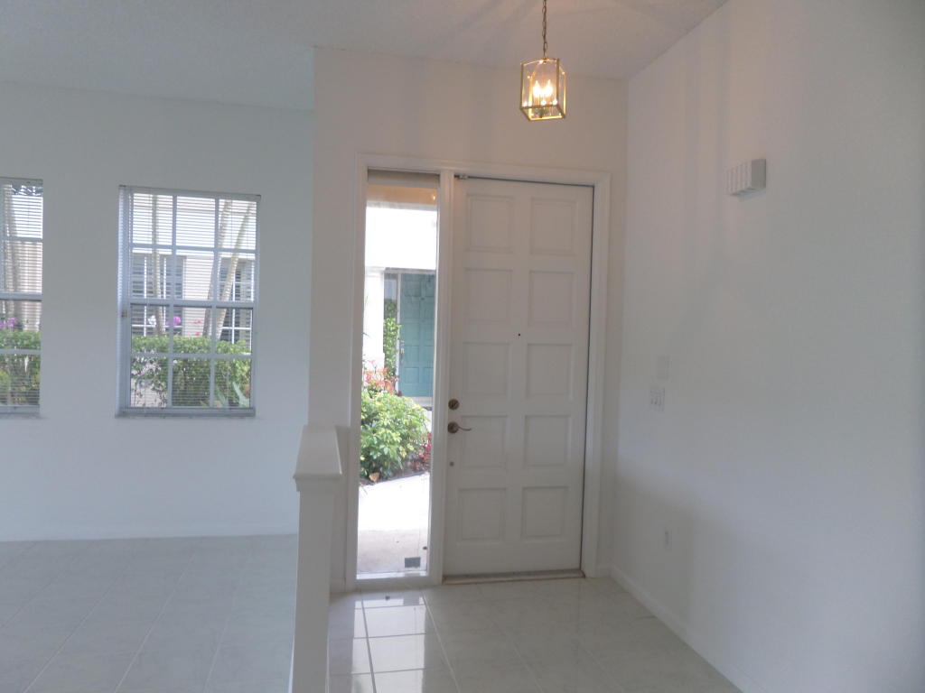 10303 N Andover Coach Lane, Wellington, FL 33449