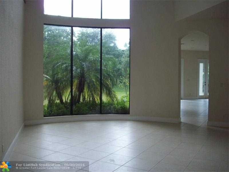 10404 Trianon Pl, Wellington, FL 33449