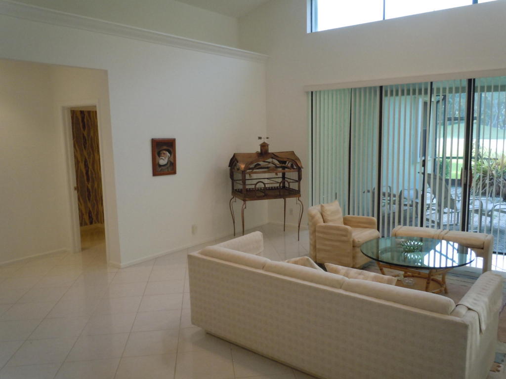 10174 Dover Carriage Lane, Wellington, FL 33449