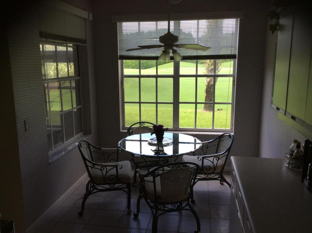 10279 N Andover Coach Lane, Lake Worth, FL 33449