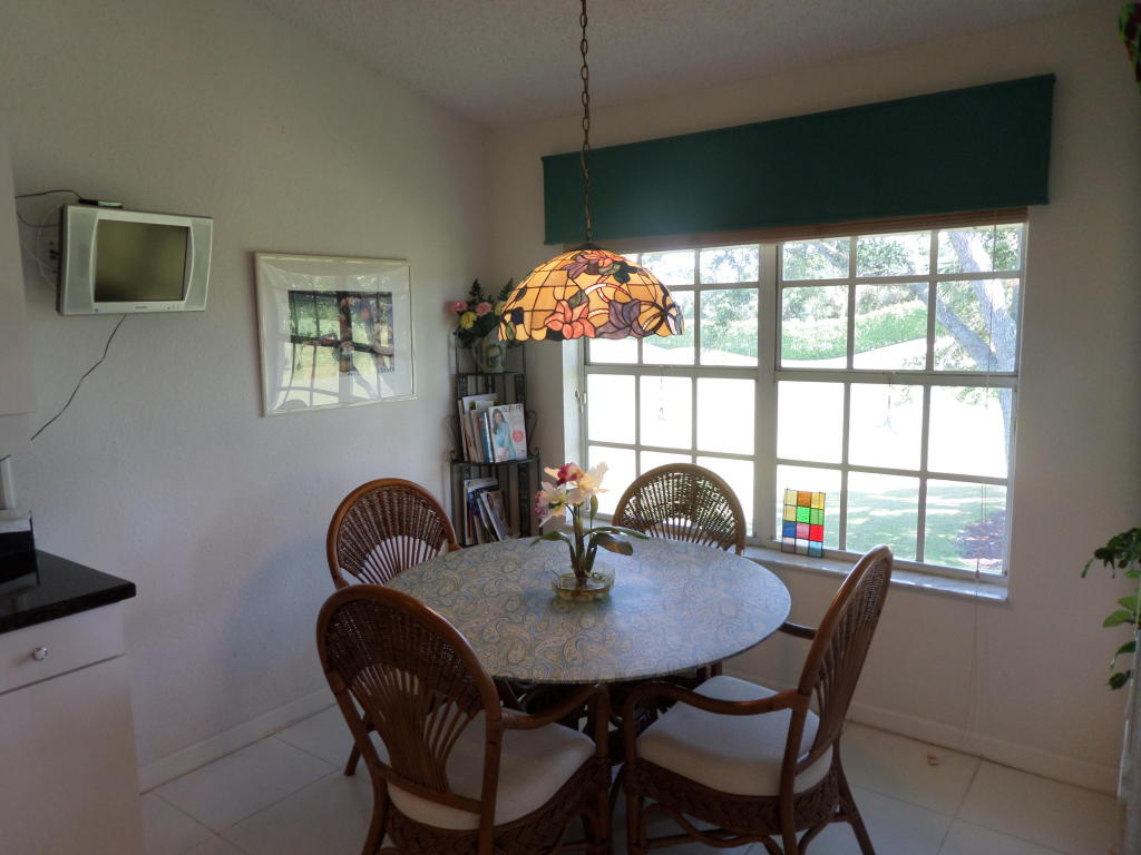 10279 N Andover Coach Lane, Wellington, FL 33449