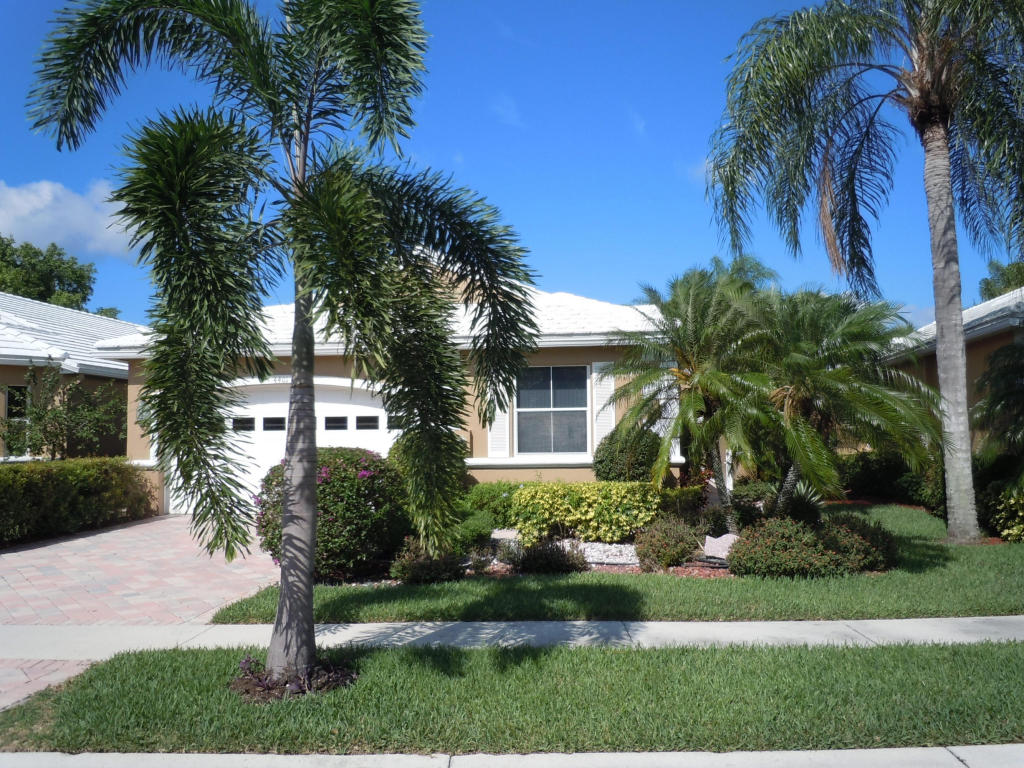 4401 Kensington Park Way, Wellington, FL 33449