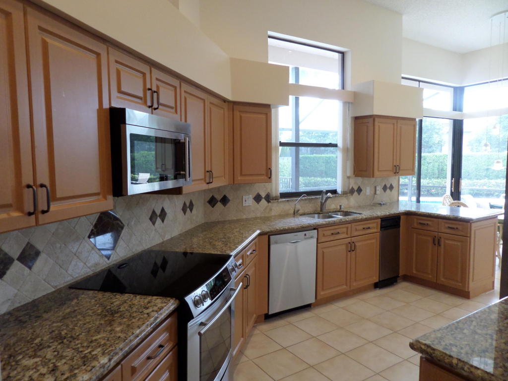 4464 Barclay Fair Way, Wellington, FL 33449