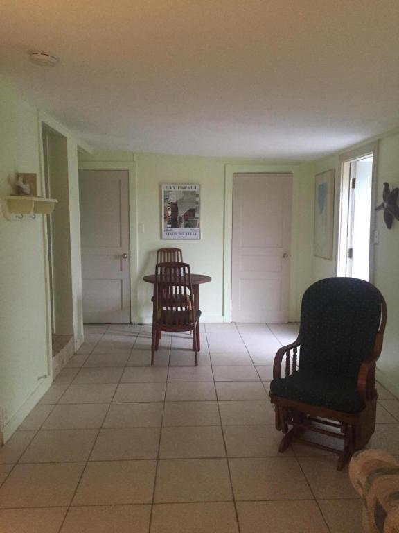 8142 SE Surf Street, Hobe Sound, FL 33455