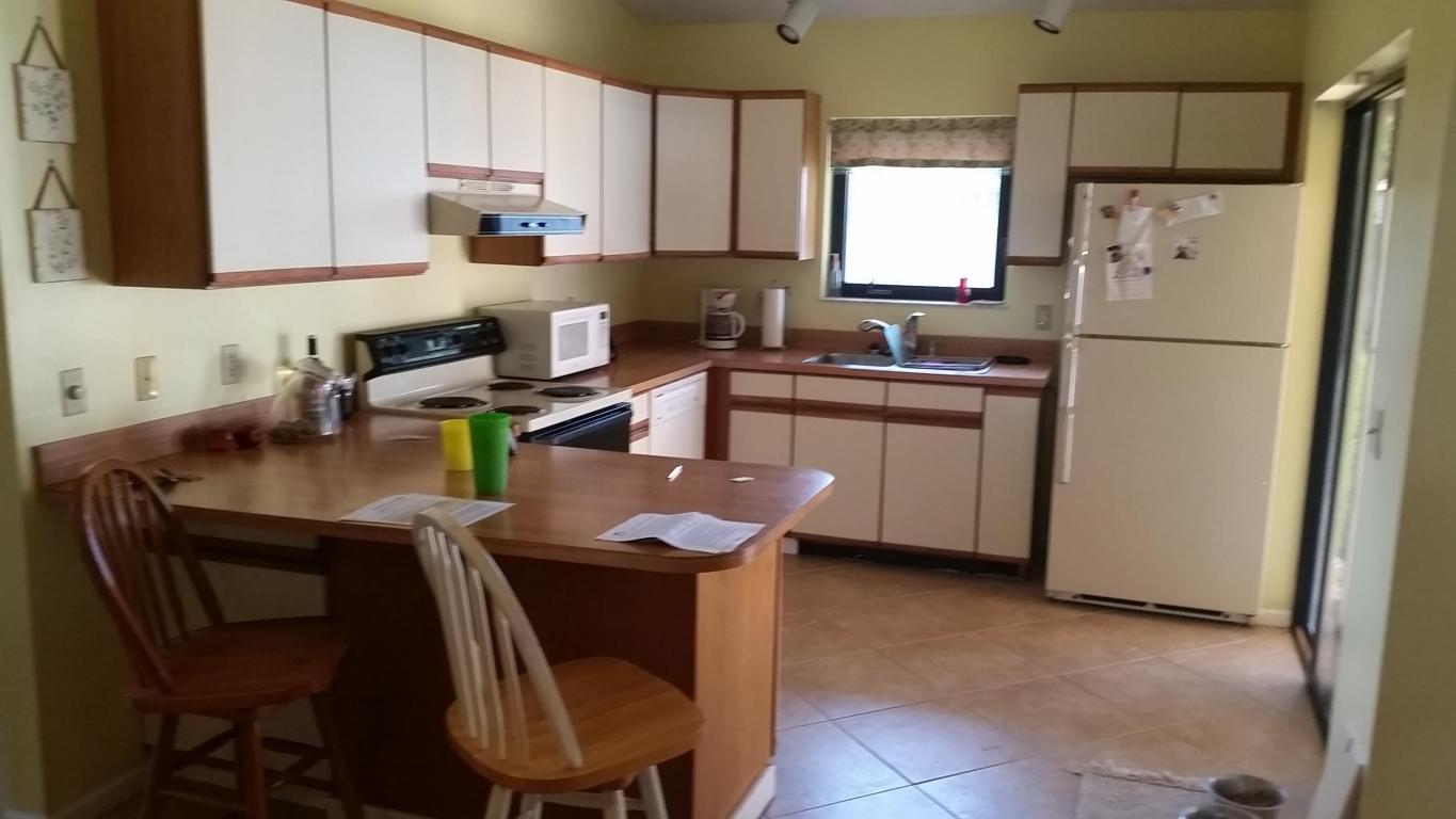 8795 SE Bahama Circle, Hobe Sound, FL 33455