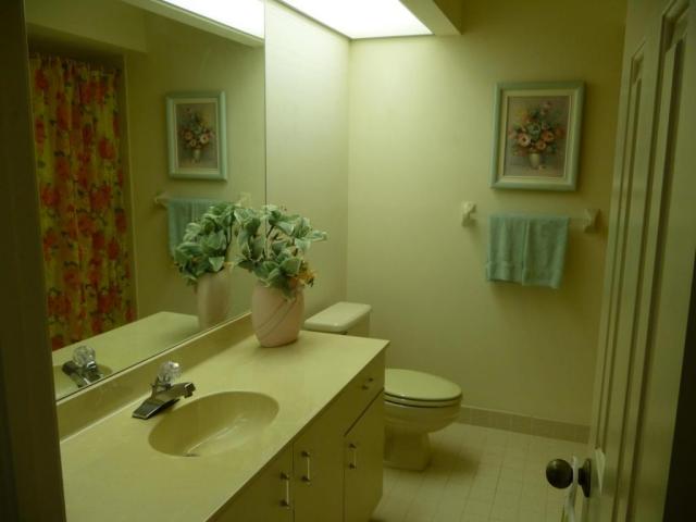 6255 SE Charleston Place Unit 202, Hobe Sound, FL 33455