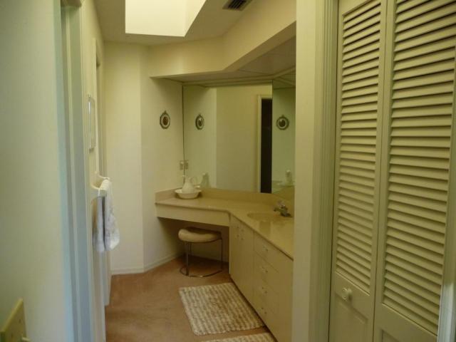 6255 SE Charleston Place Unit 202, Hobe Sound, FL 33455