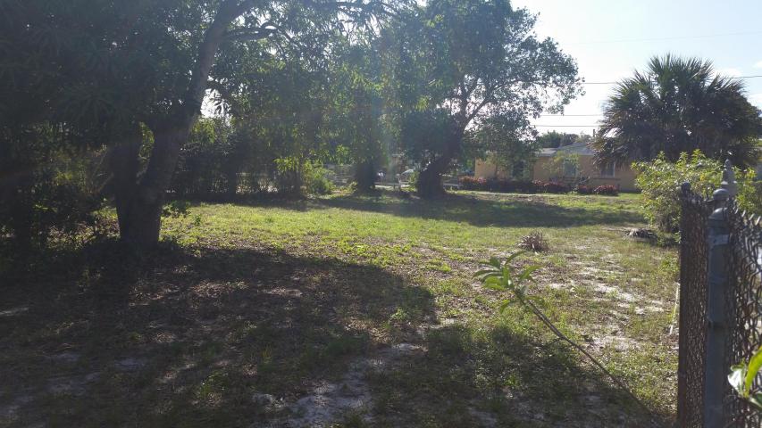 10171 SE Williams Drive, Hobe Sound, FL 33455