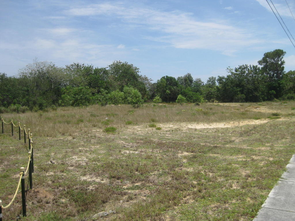 8815 SE Federal Hwy, Hobe Sound, FL 33455