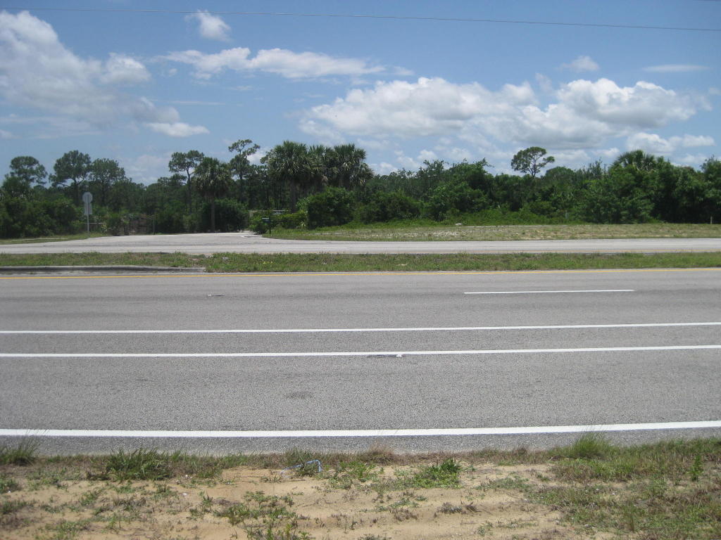 8815 SE Federal Hwy, Hobe Sound, FL 33455