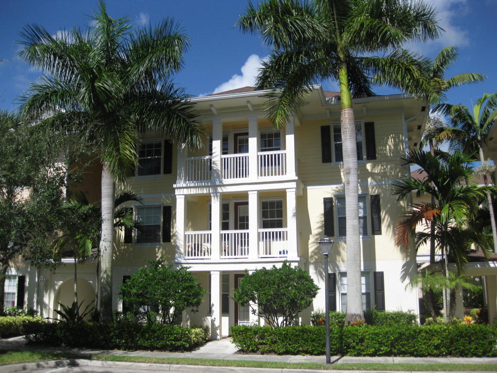 224 Murcia Drive, Jupiter, FL 33458