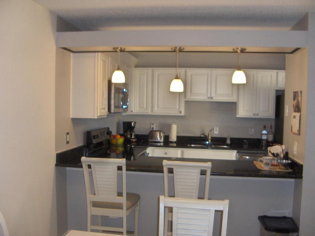 825 Center Street, Jupiter, FL 33458