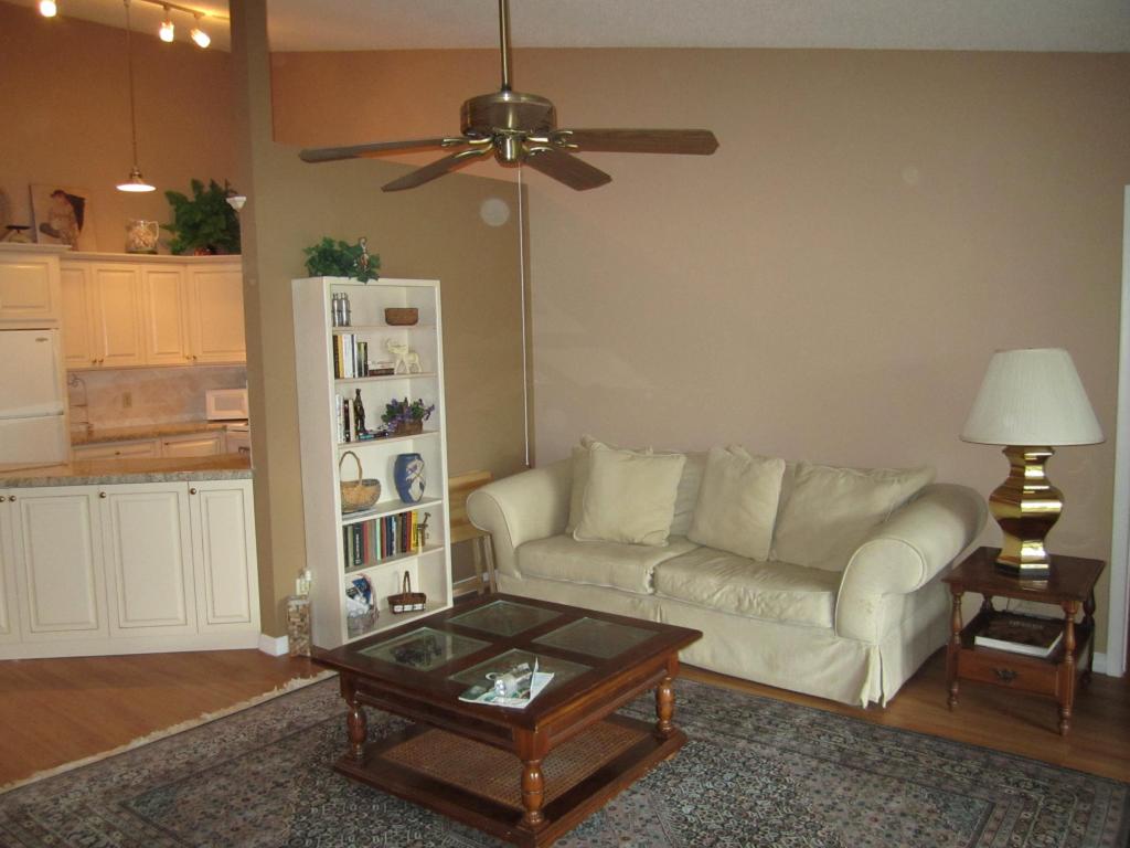 6523 Chasewood Drive, Jupiter, FL 33458