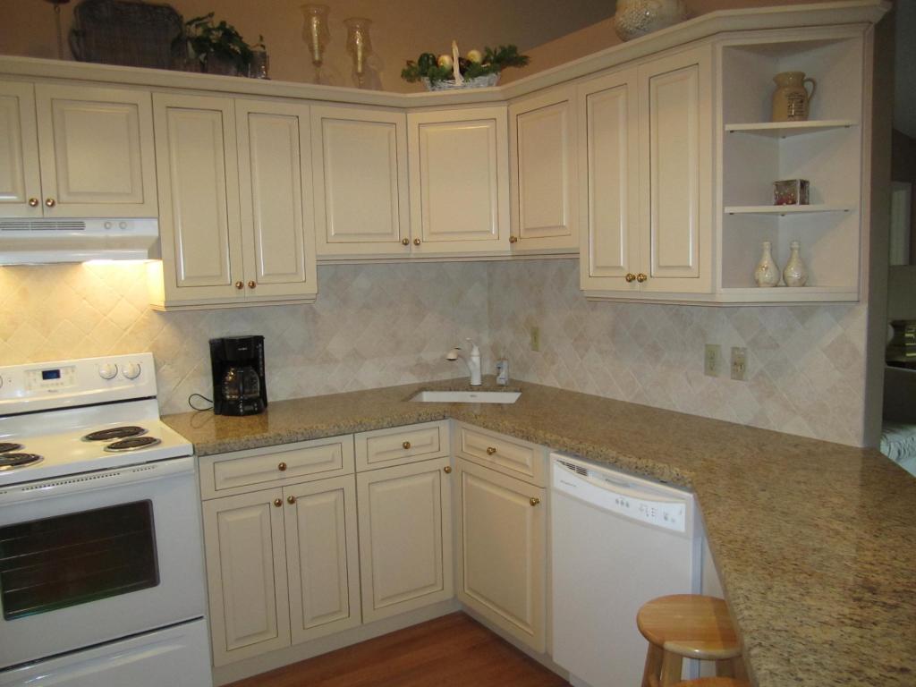 6523 Chasewood Drive, Jupiter, FL 33458