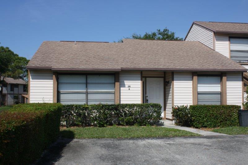 100 Sherwood Circle, Jupiter, FL 33458