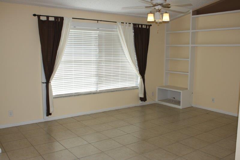 100 Sherwood Circle, Jupiter, FL 33458