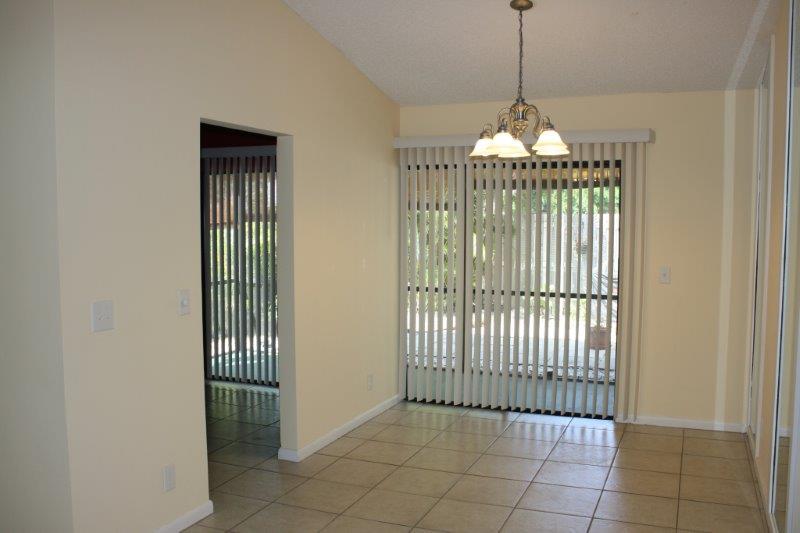100 Sherwood Circle, Jupiter, FL 33458