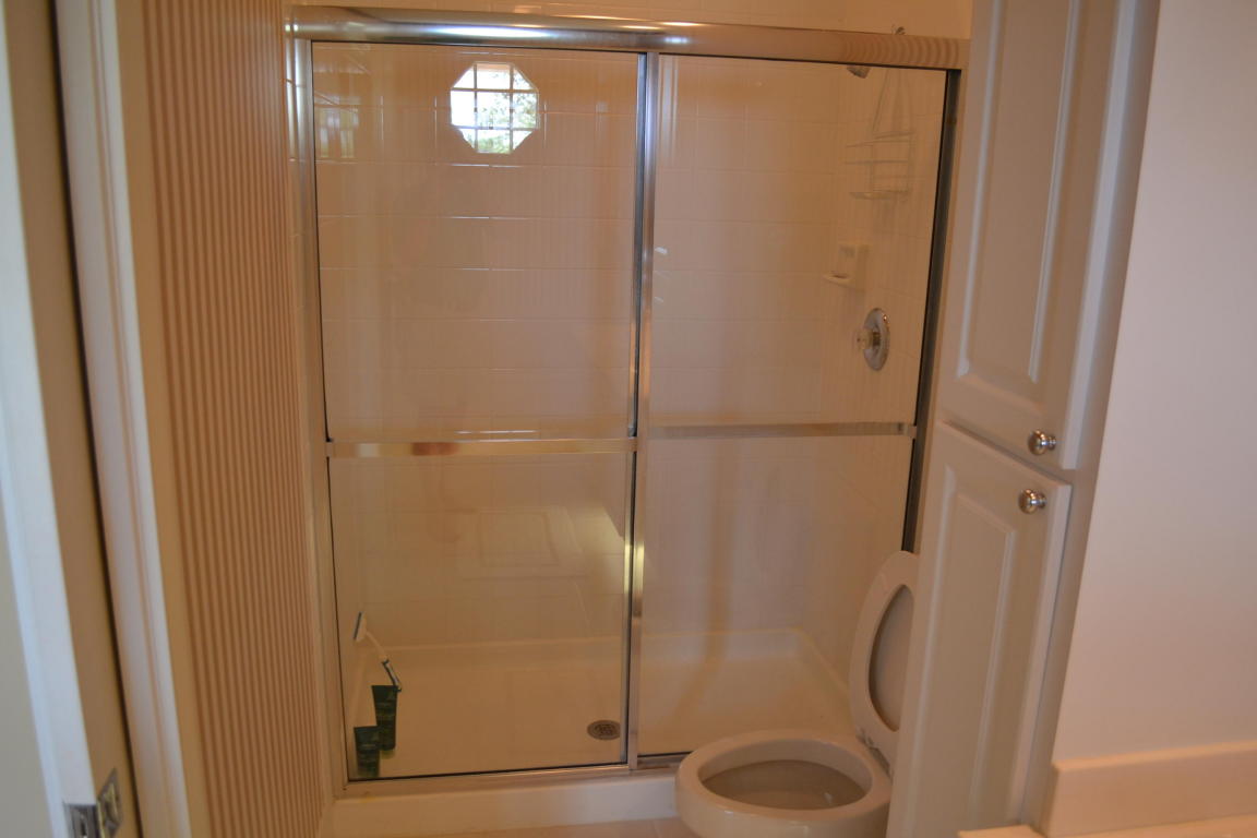 122 Ashley Court, Jupiter, FL 33458