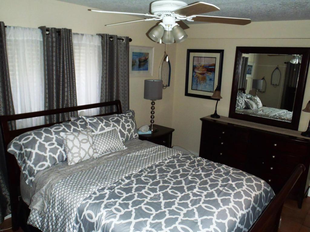 402 Fern Street, Jupiter, FL 33458