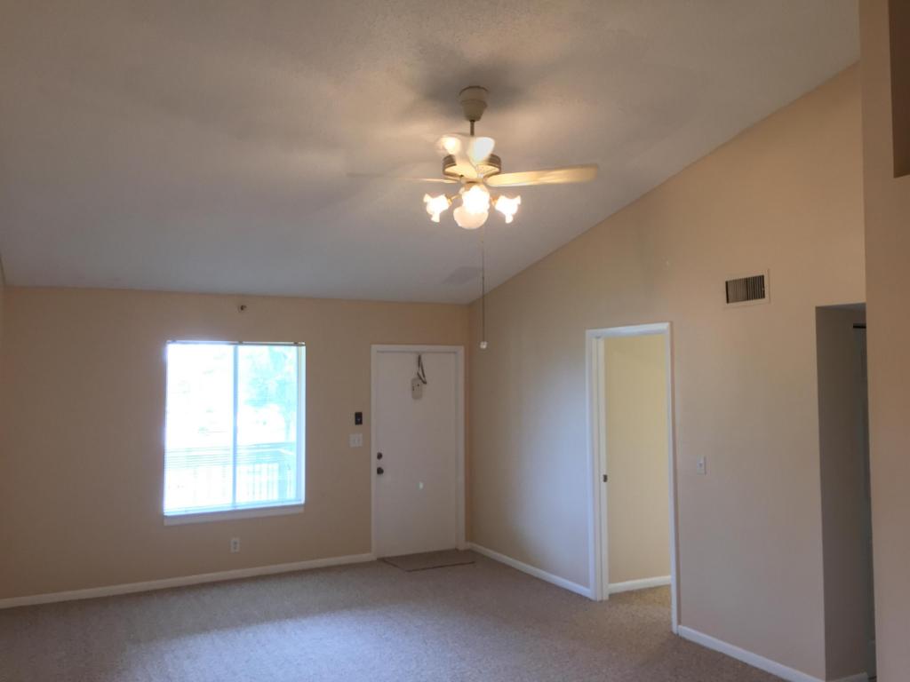 6327 Chasewood Drive, Jupiter, FL 33458