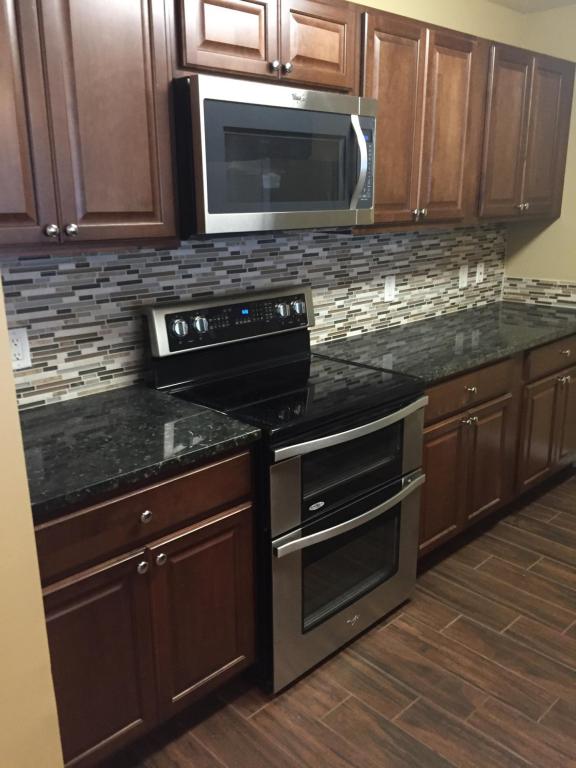 1200 Town Center Drive, Jupiter, FL 33458