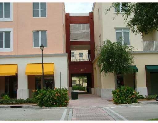 1200 Town Center Drive, Jupiter, FL 33458