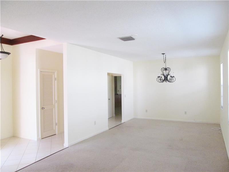 419 North Lakeside Dr, Lakeworth, FL 33460