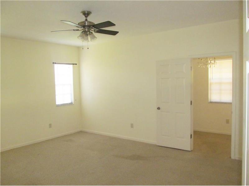 419 North Lakeside Dr, Lakeworth, FL 33460