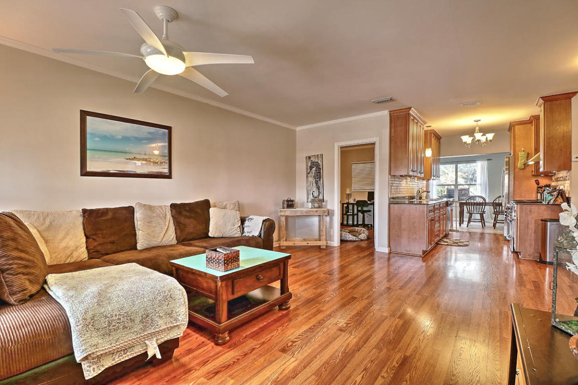 170 Wellesley Drive, Lake Worth, FL 33460