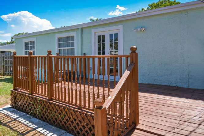 1020 N L Street, Lake Worth, FL 33460