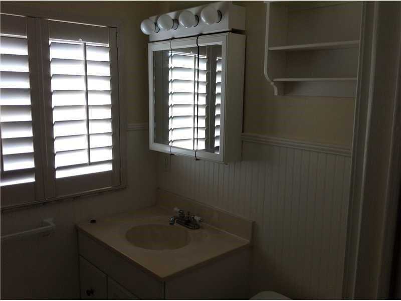 101 South Golfview Rd, Lakeworth, FL 33460